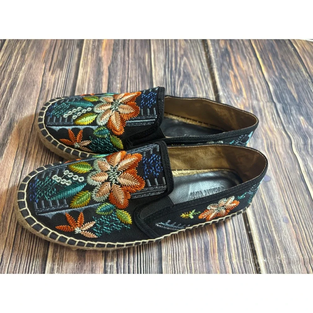 Johnny Was Espadrille Flats Womens EU 41 Black Embroidered Floral Canvas Slip On